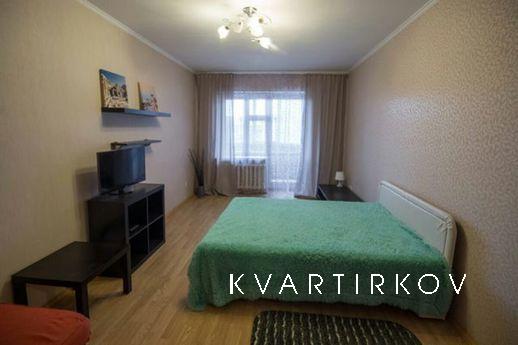 1 комнатная квартира в центре, Тюмень - квартира посуточно