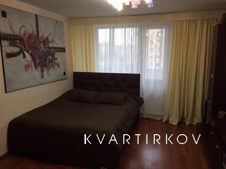 Уютная просторная квартира расположена рядом с метро Речной 