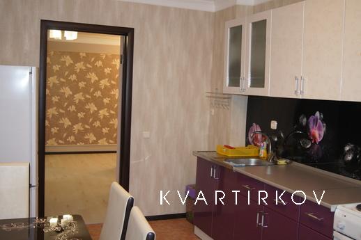 2-комнатная квартира у Нефтегаза, Тюмень - квартира посуточно