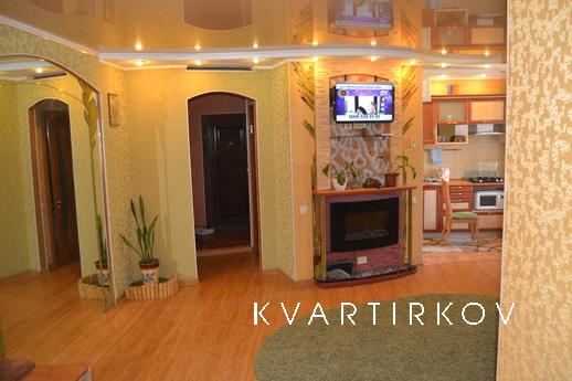 One-bedroom studio apartment, Mykolaiv - apartment by the day