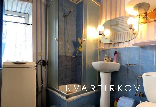 Rent a room in Fontanka (Riviera shoppin, Fontanka - apartment by the day