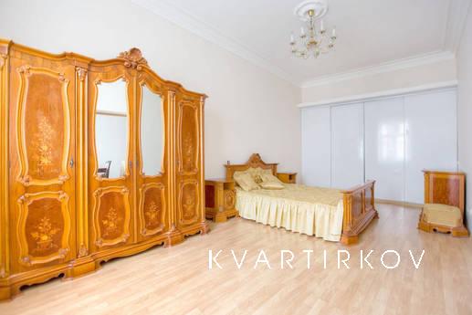 4 bedroom apartment, Saint Petersburg - apartment by the day