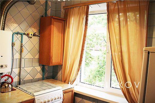 Посуточно ул. Крупской 241-71, Славянск-на-Кубани - квартира посуточно