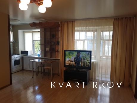 Apartment with a new renovation, Іжевськ - квартира подобово