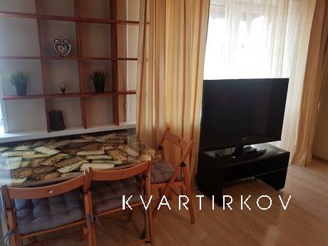 Apartment with a new renovation, Іжевськ - квартира подобово