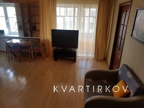 Apartment with a new renovation, Іжевськ - квартира подобово