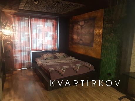 Apartment with designer renovation, Іжевськ - квартира подобово