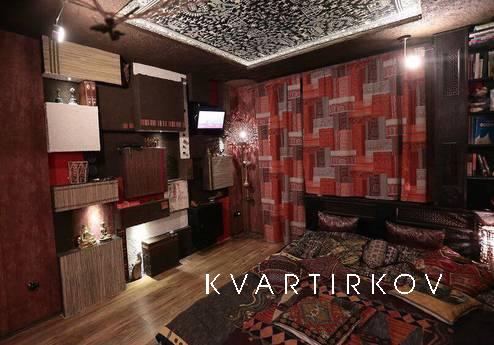 Apartment with designer renovation, Іжевськ - квартира подобово