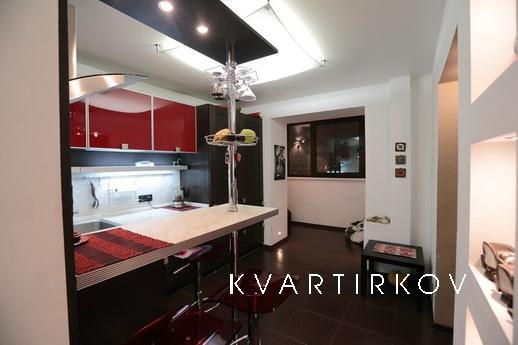 Apartment with designer renovation, Іжевськ - квартира подобово