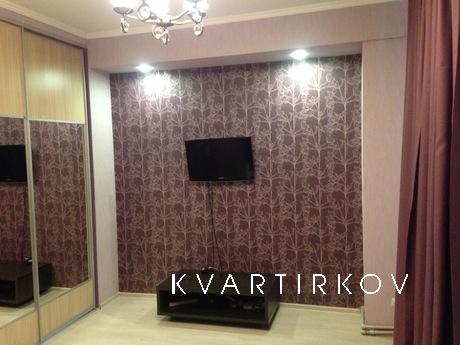 2-bedroom apartment in the heart of the, Odessa - apartment by the day