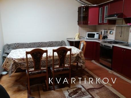3 комнатная квартира в аренду, Ивано-Франковск - квартира посуточно