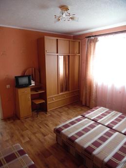 Rent apartments and rooms in a private h, Berdiansk - apartment by the day