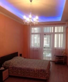 Сдаётся уютная квартира рядом с метро, с хорошим евроремонто