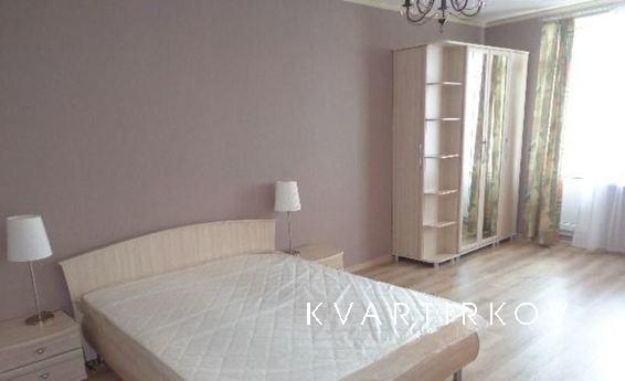 Сдаётся уютная квартира рядом с метро, с хорошим евроремонто