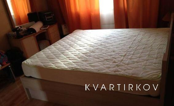 Rent a cozy apartment near the metro, with good European-qua