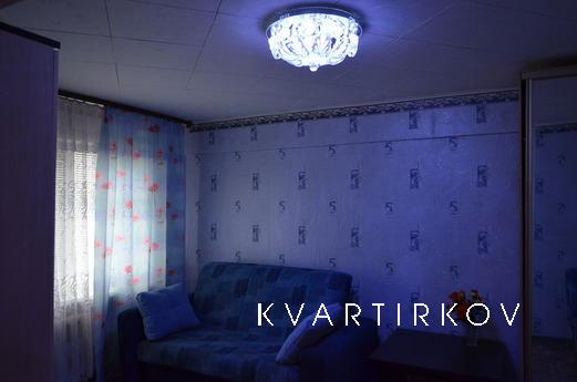 One bedroom apartment, Podolsk - apartment by the day