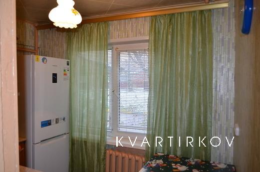 One bedroom apartment, Podolsk - apartment by the day