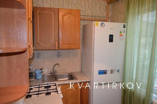 One bedroom apartment, Podolsk - apartment by the day