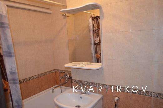 One bedroom apartment, Podolsk - apartment by the day