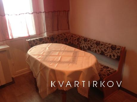 Уютная квартира, Нижневартовск - квартира посуточно
