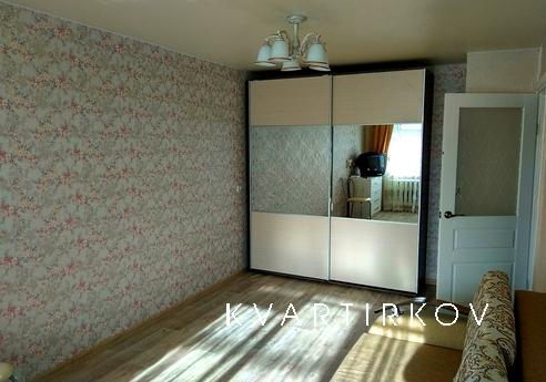 Однокомнатная квартира в центре, Сатка - квартира посуточно