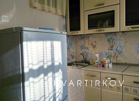 Однокомнатная квартира в центре, Сатка - квартира посуточно