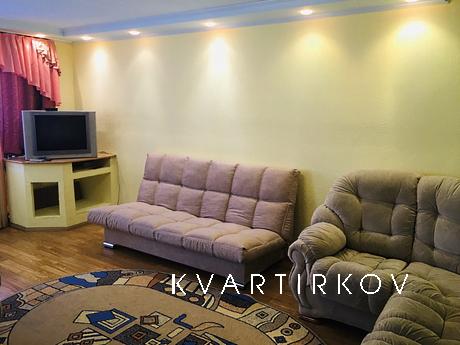 Студия рядом с Дворцом спорта, Сатка - квартира посуточно