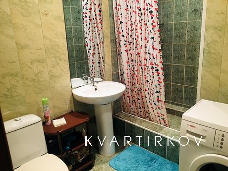 Студия рядом с Дворцом спорта, Сатка - квартира посуточно