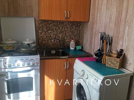 Двухкомнатная квартира в центре, Сатка - квартира посуточно