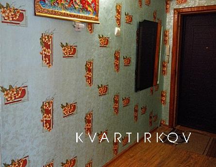 Двухкомнатная квартира в центре, Сатка - квартира посуточно