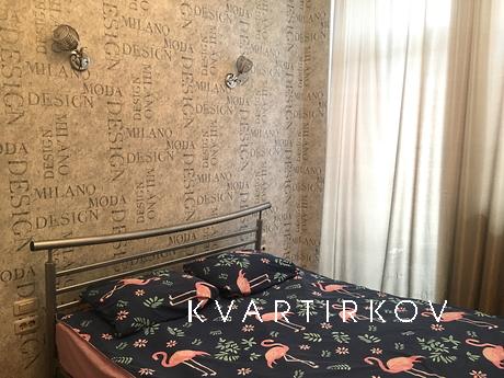 Двушка возле Д/К к-та 'Магнезит', Сатка - квартира посуточно