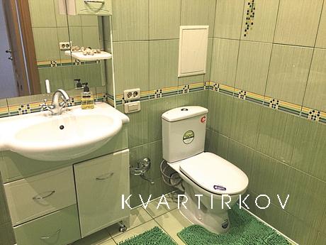 Двушка возле Д/К к-та 'Магнезит', Сатка - квартира посуточно