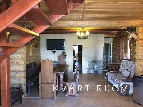 Rent a comfortable two-story log house, Berdiansk - apartment by the day