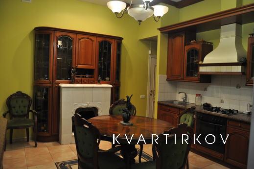 Apartment in Kronversky 77, Санкт-Петербург - квартира подобово