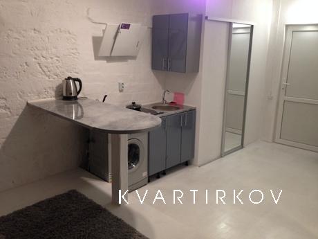 Apartment on the Deribasovskaya, Odessa - apartment by the day