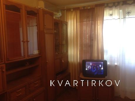 Здам подобово 2 кімнатну квартиру, Чорноморськ (Іллічівськ) - квартира подобово