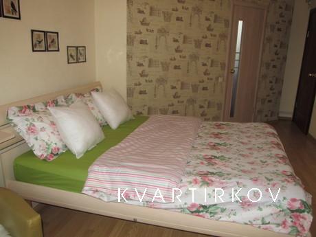 Комфортабельный,светлый дом в 2 этажа с радостью примет вас!