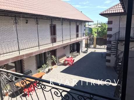 Приглашаем Вас провести отдых на побережье Азовского моря, в