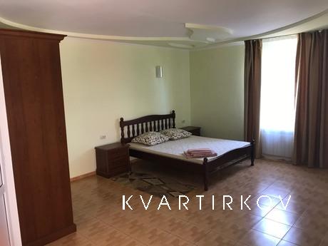 Мини-гостиница с люкс номерами возле мор, Бердянск - квартира посуточно