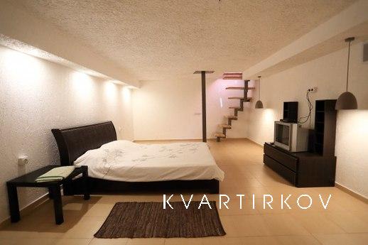 Two-level luxury apartment !!!, Lviv - apartment by the day