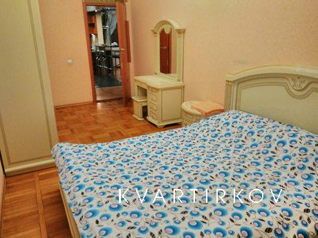 5 bedroom center, near Deribasovskaya, Odessa - apartment by the day