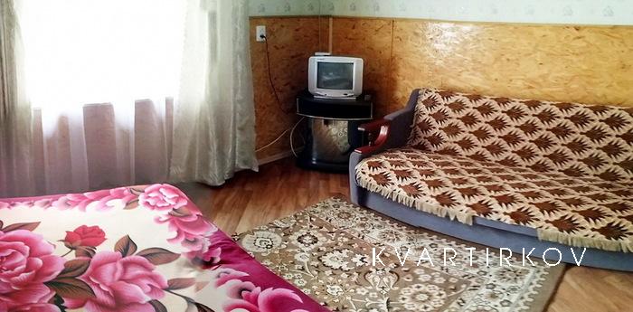 Comfortable accommodation near the sea, Berdiansk - apartment by the day