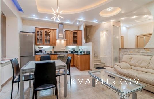 3 комнатная квартира в центре города, Владивосток - квартира посуточно