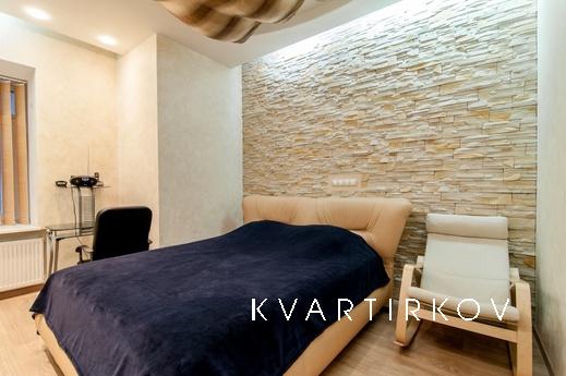 3 комнатная квартира в центре города, Владивосток - квартира посуточно