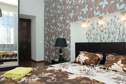 Daily apartment in the city center, Yekaterinburg - apartment by the day