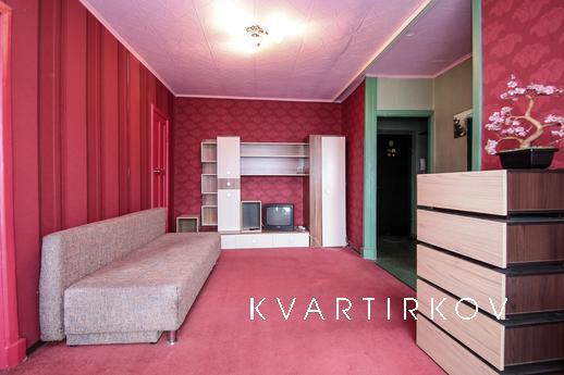 Двухкомнатная квартира на Восточной, Екатеринбург - квартира посуточно