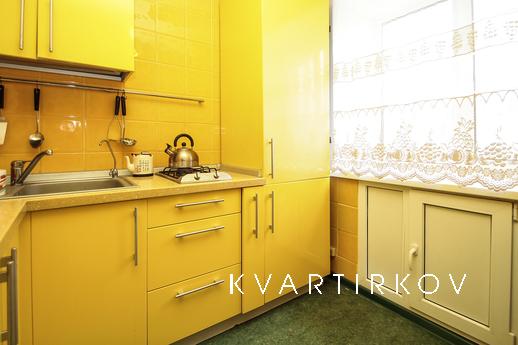 Двухкомнатная квартира на Восточной, Екатеринбург - квартира посуточно