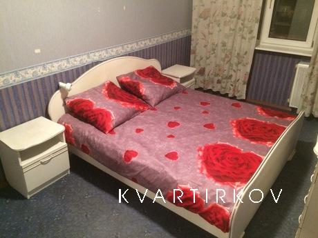 Спальных мест 3+2. Широкий диван на 3 спальных места – ширин