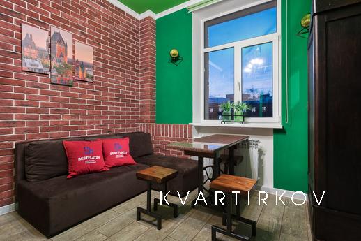 Уютная квартира возле метро Владыкино и метро Окружная
Новые