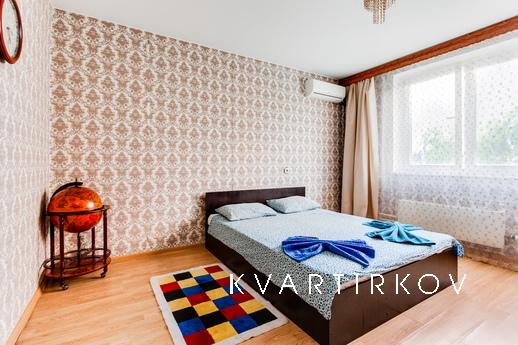 1 bedroom apartment for rent, Moscow - apartment by the day